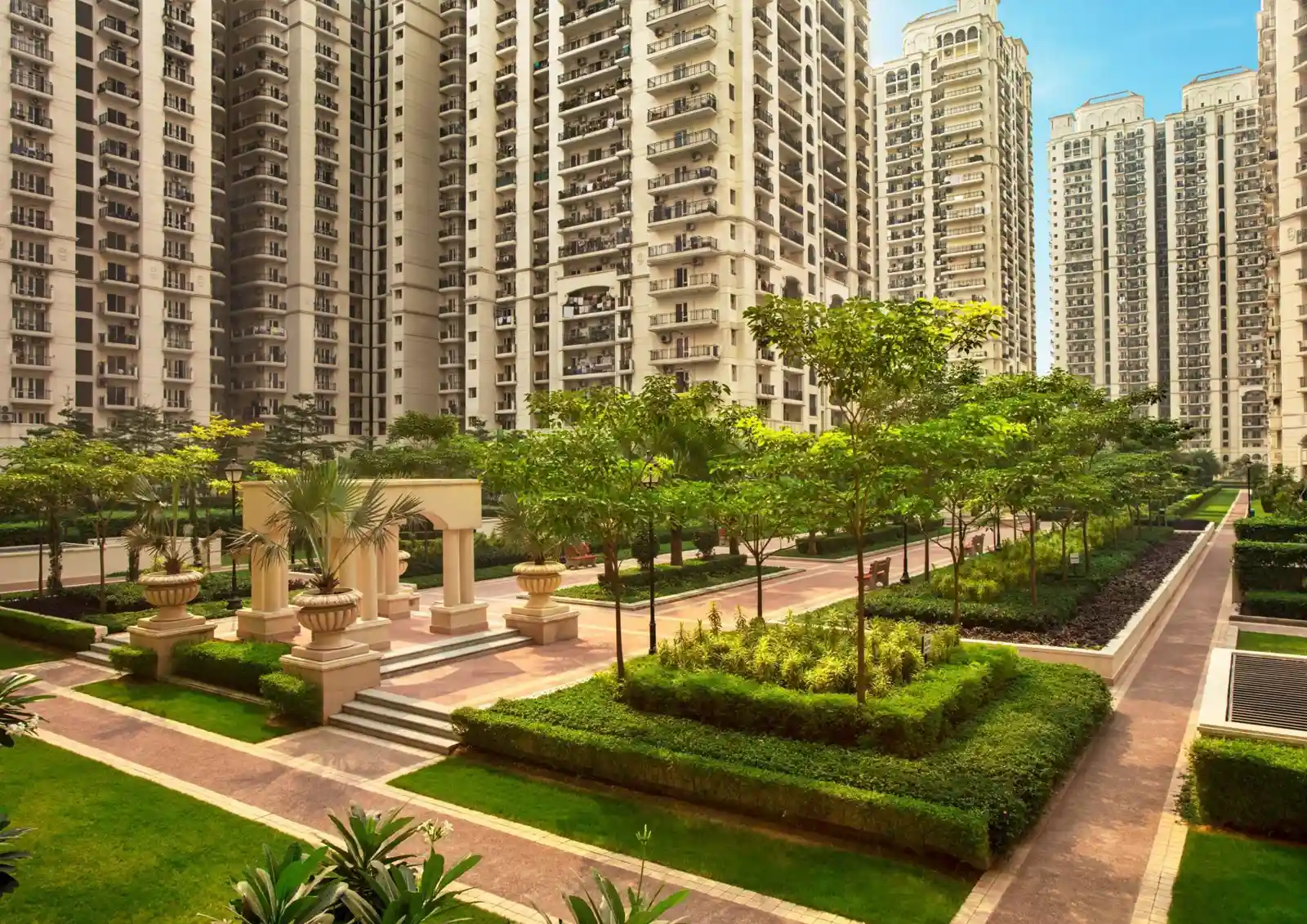 897389315_G3DLF One Midtown